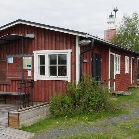 Hotel Kylmaepihlaja Lighthouse