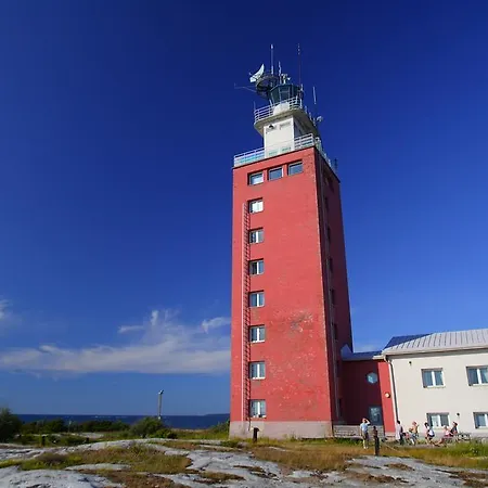 Hotel Kylmaepihlaja Lighthouse Rauma
