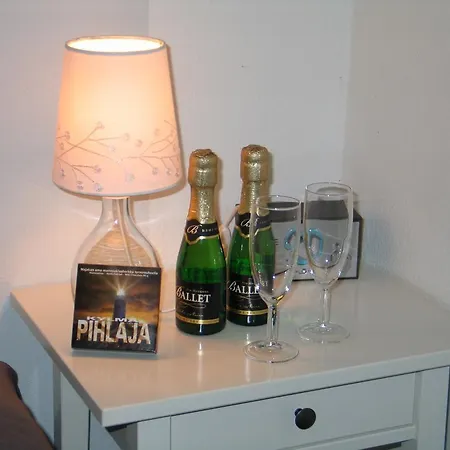 Kylmaepihlaja Lighthouse Rauma