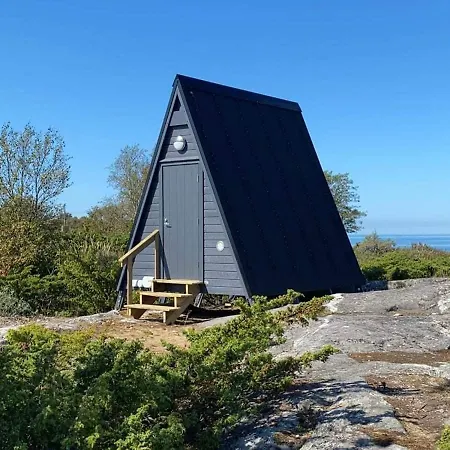 Kylmaepihlaja Lighthouse ホテル 3*