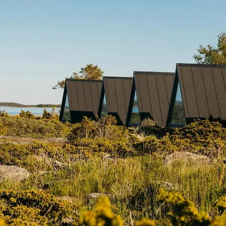 Hotel Kylmaepihlaja Lighthouse