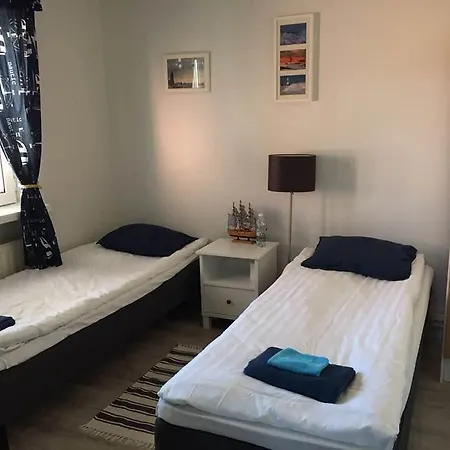 Hotel Kylmaepihlaja Lighthouse