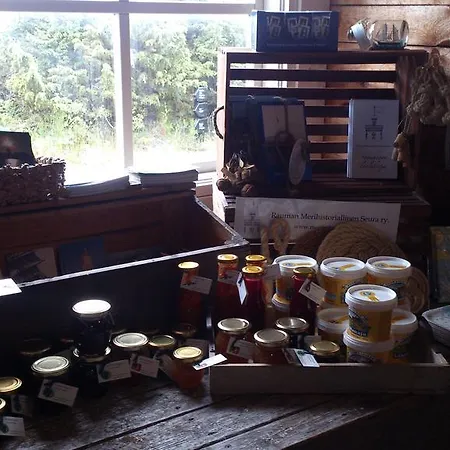 Kylmaepihlaja Lighthouse Hotel Rauma