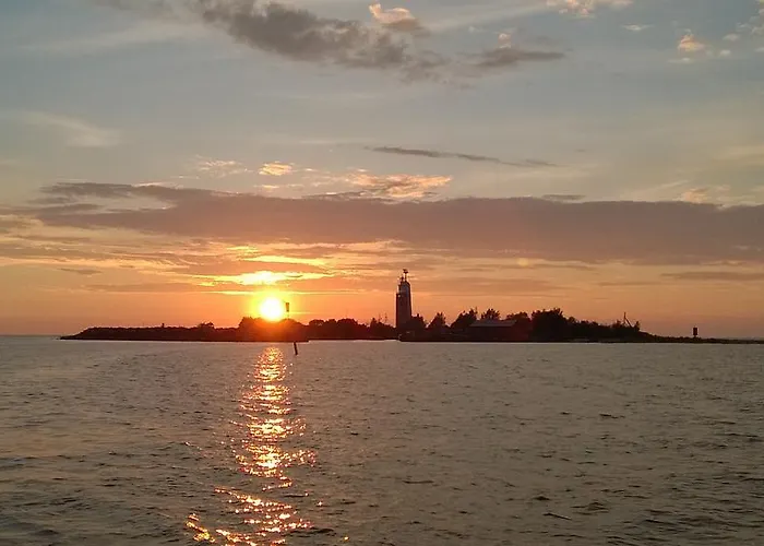 Kylmaepihlaja Lighthouse