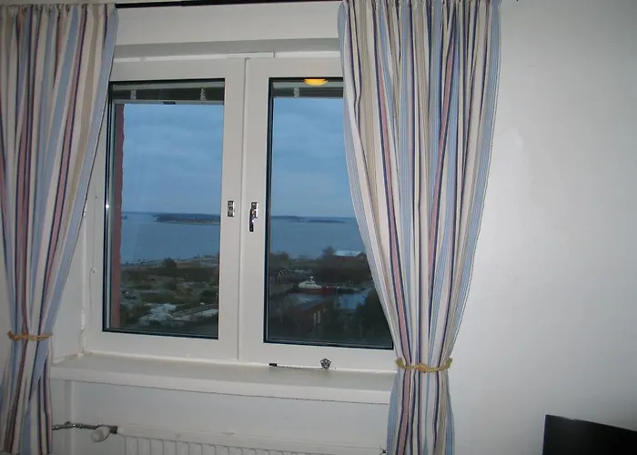 Kylmaepihlaja Lighthouse 3* Rauma