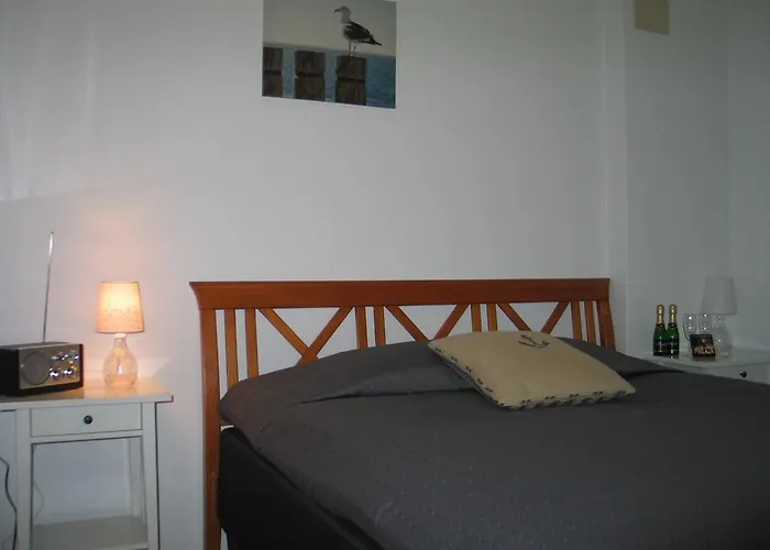 Kylmaepihlaja Lighthouse 3*