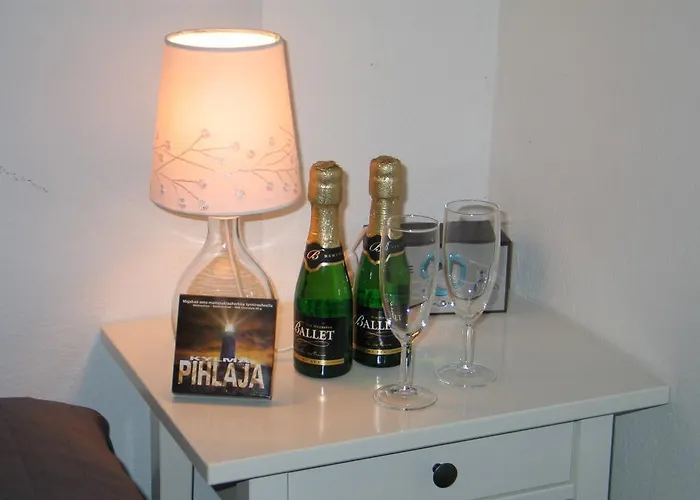 Kylmaepihlaja Lighthouse Rauma