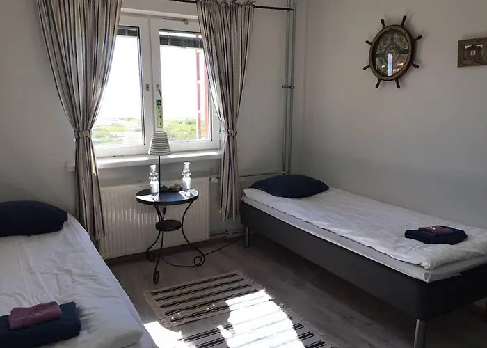 Kylmaepihlaja Lighthouse 3*