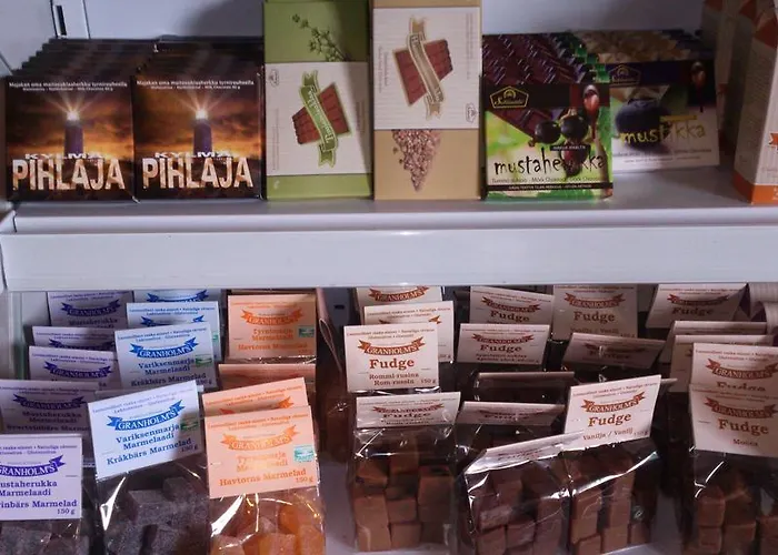 Kylmaepihlaja Lighthouse 3*