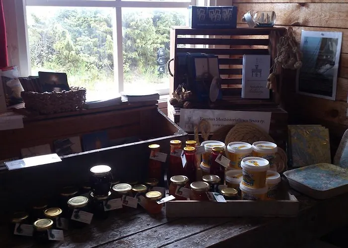 Kylmaepihlaja Lighthouse Hotel Rauma